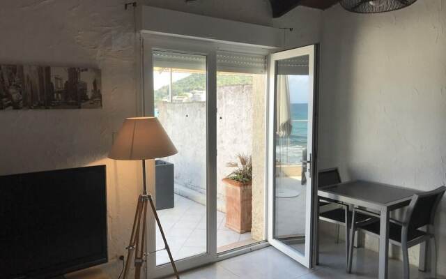 PACHA 1 - WATERFRONT - TARCO Apartment 1