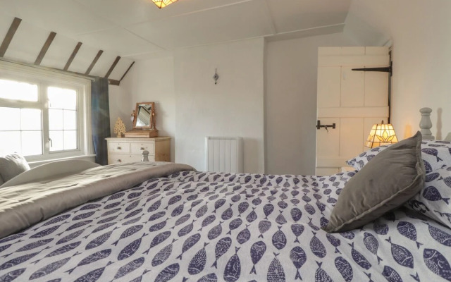 3 Seaview Cottages