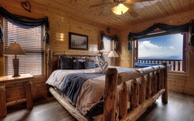 Lasting Impressions 240 - Two Bedroom Cabin