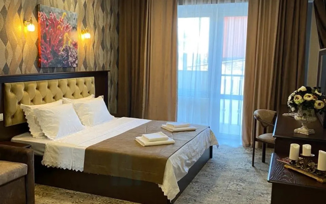 Priboy Grand Hotel and Spa