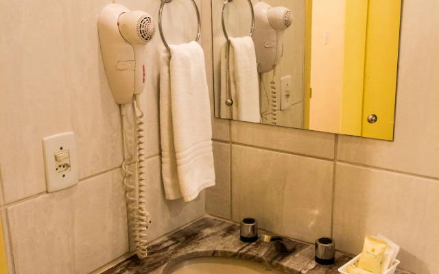 Harbor Self Buriti Suites Hotel