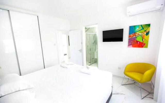 3Br Seaview Limassol