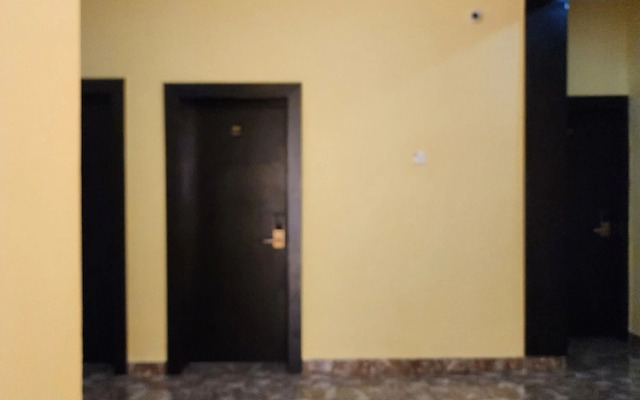 The 401 Hotel and Suites Awka