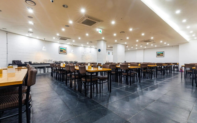 Eastern Hotel Jeju