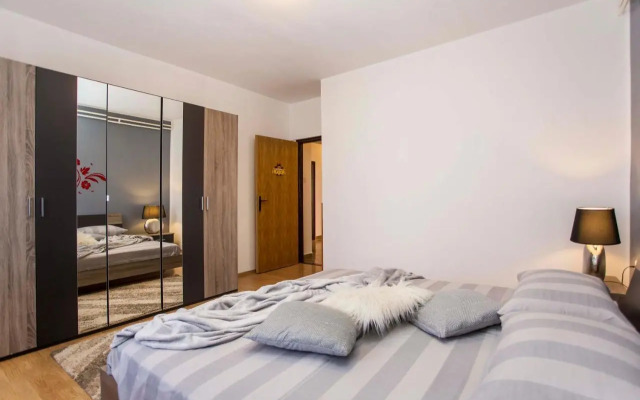 Paola Apartment