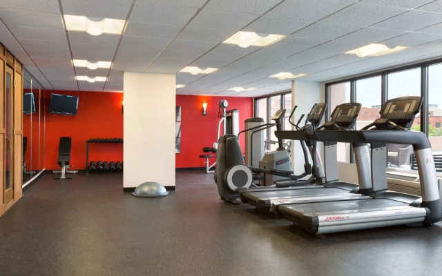 Radisson Rochester Riverside