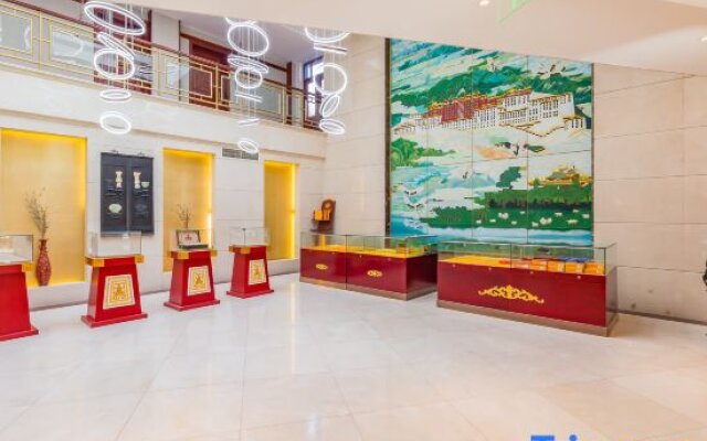 The Qomolangma Hotel Beijing China