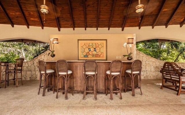 Srvittinivillas Brres/16 Spacius Villa / Large Family/ Group/ Couples/holiday