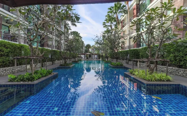 Best Spot Beachfront 1BR C239