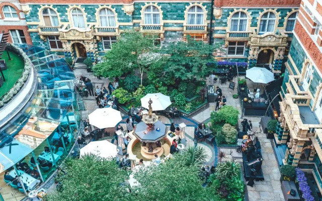 Taj 51 Buckingham Gate, Suites and Residences