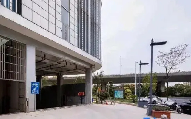 Cuiyunxuan Homestay (Wuxi East Station)
