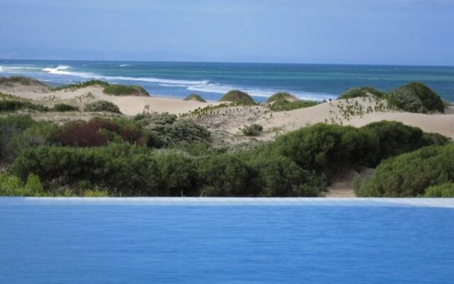 Moya Manzi Beach House