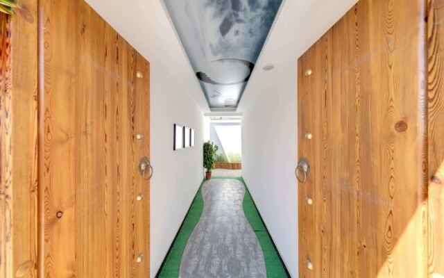 GuBei Water Town Revolution Hotel