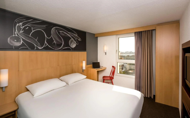 ibis Roscoff bord de mer