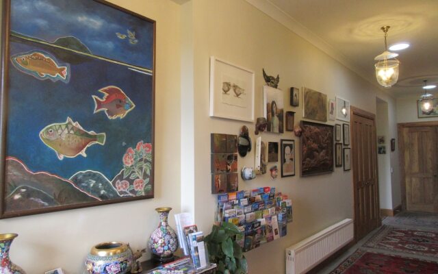 Redwood Valley B & B