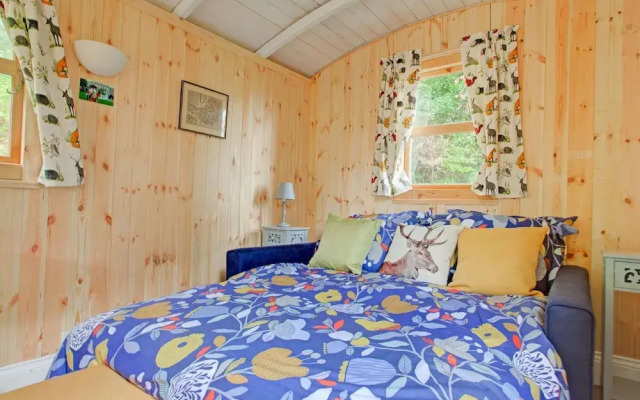 Holiday Home With Hill View & Garden