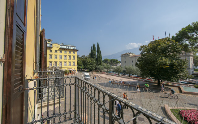 Residenza Rocca del Lago