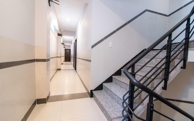 BinBin Hotel 5 - Near Lotte Mart D7