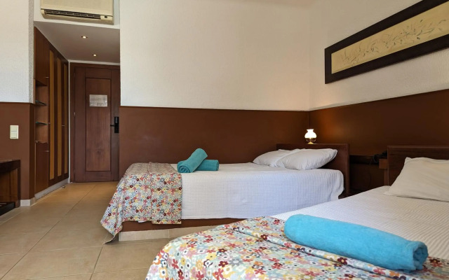 Apollonia Beach Resort & Spa