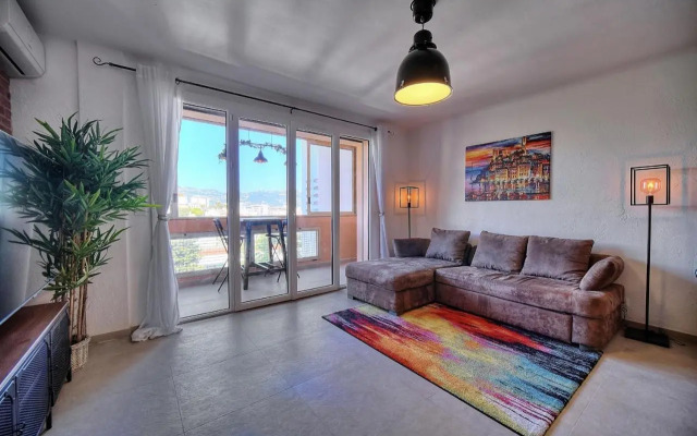IMMOGROOM - Renovated - Loggia - Clear view - Parking common - AC - Wifi