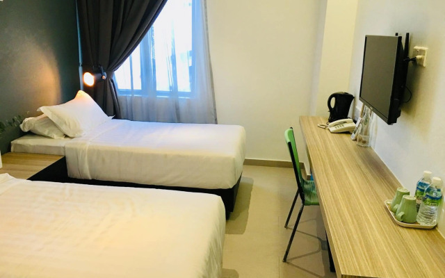 Enclave Business Hotel