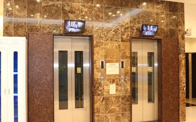 Toyoko Inn Kobe Sannomiya-eki Shiyakusho Mae