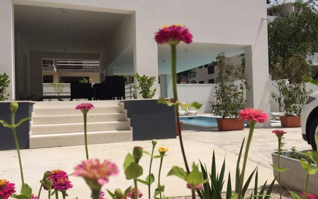 Diklo Beach Rooms