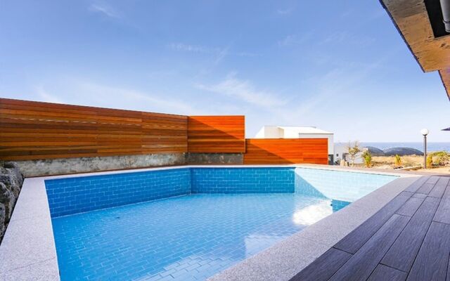 Woljeong Hill Pension