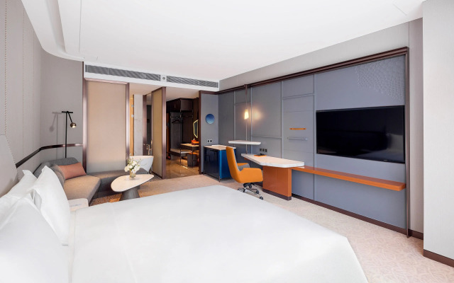 Crowne Plaza Qingdao Jinshui by IHG