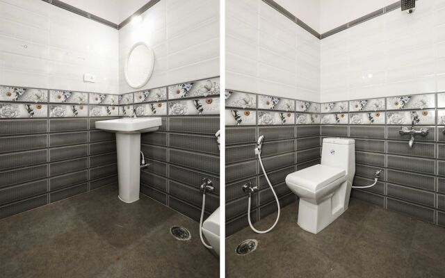 Suvarna Suites
