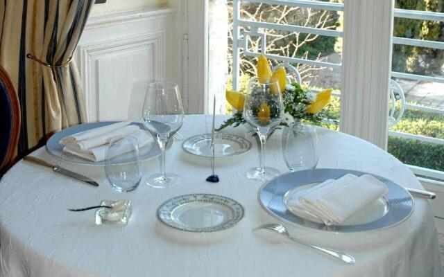 Logis Hôtel de Bastard