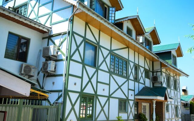 Royal Comfort Regency