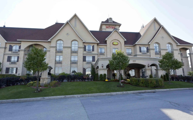 Le St-Martin Hotel & Suites Laval