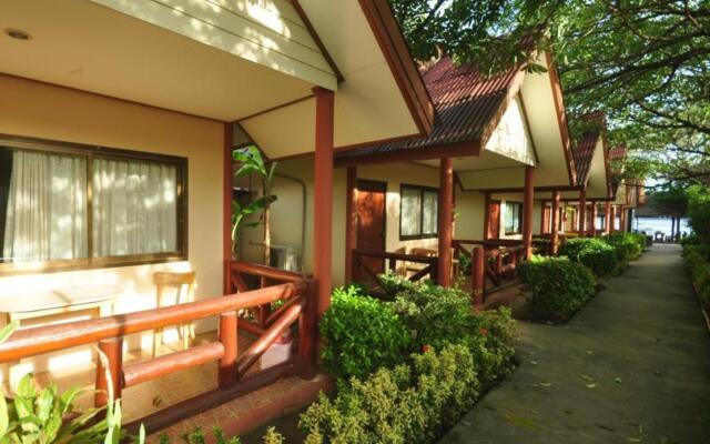 Phi Phi Rimlay Cottage