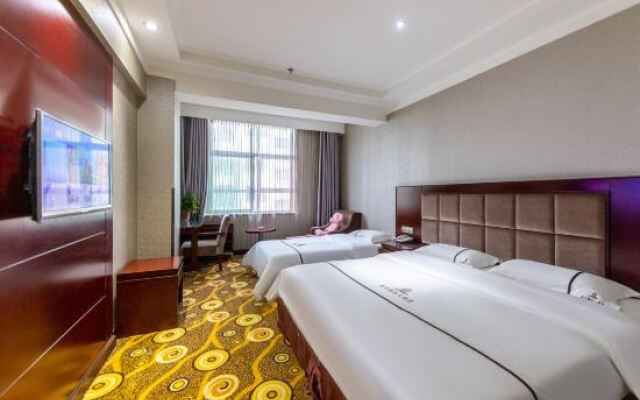 Binhe International Hotel (Dunhuang Night Market)