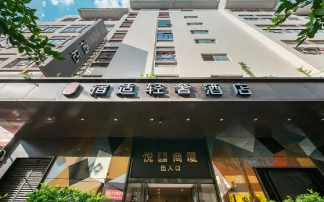 Sushi Light Luxury Hotel