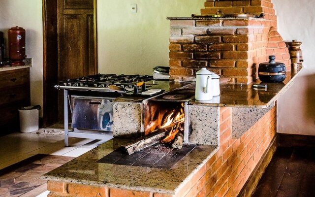 Pousada Caminho dos Ipês