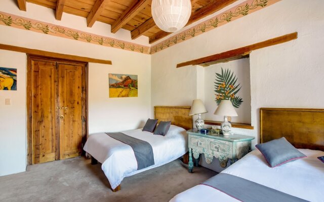 Collection O Hotel La Batucada