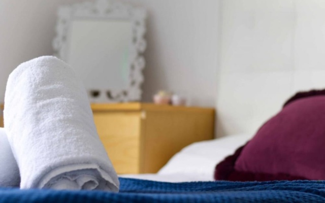 House Accommodation - Coventry Free Parking