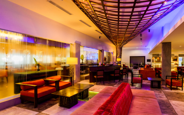 Riande Aeropuerto Hotel & Casino