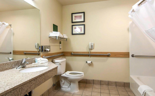 Country Inn & Suites by Radisson, Bend, OR