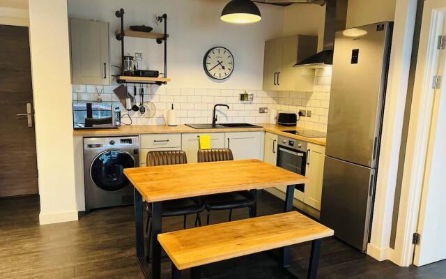 Homely 2-bed Apartment With Stunning Views Wembley