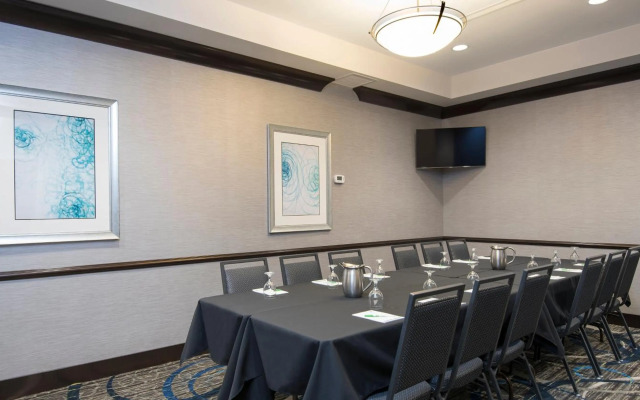 Holiday Inn Indianapolis Airport by IHG