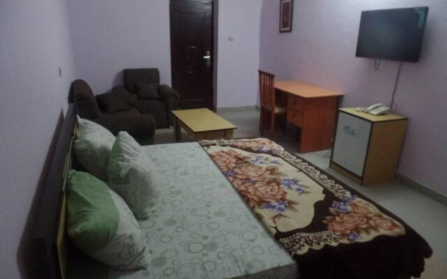 Prowess Hotel and Suites