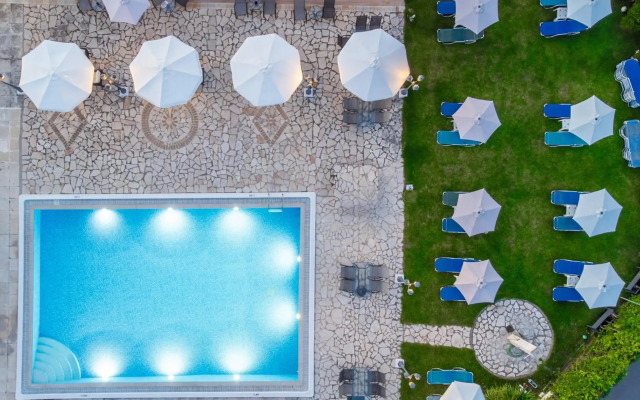 Primavera Hotel