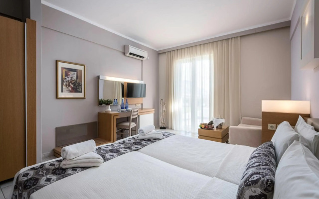 Sovereign Beach Hotel