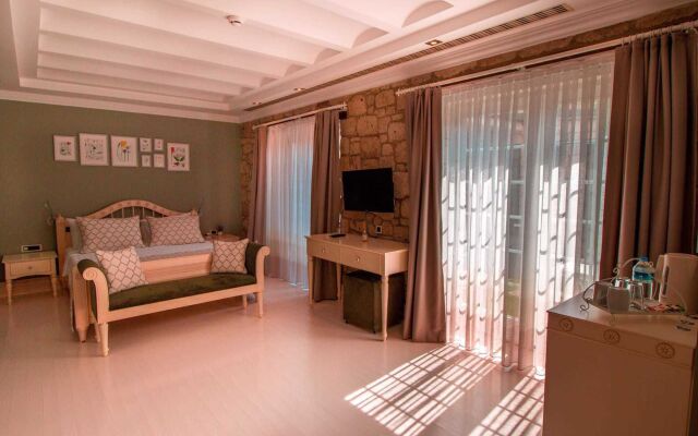 Monk Hotel Alacati - Adults Only