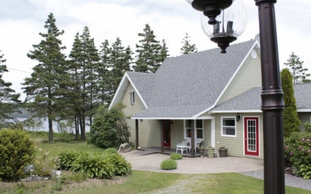 Seawind Landing Country Inn