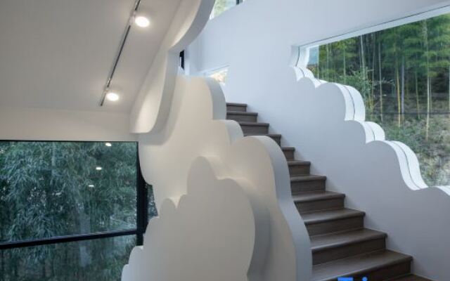 Yaojia｜Township see cloud bamboo Valley river hot spring guest house