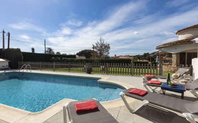 Holiday Home Mas Companys